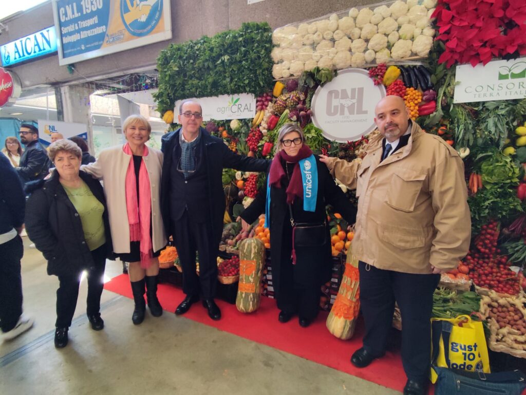 CAMPANIA ECONOMY - Alberi della Solidarietà