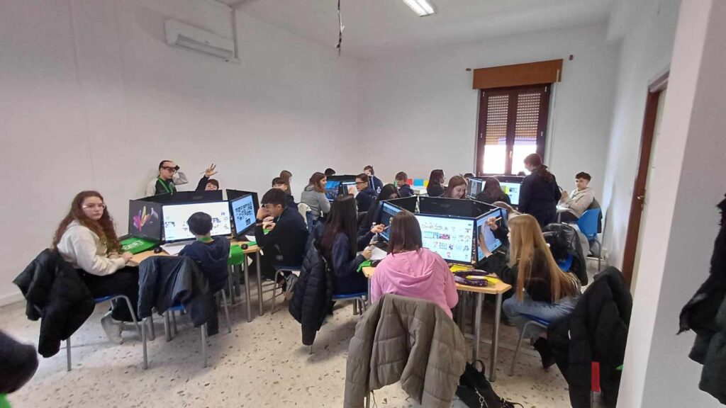 CAMPANIA ECONOMY - IC Aurigemma protagonista all’Hackathon